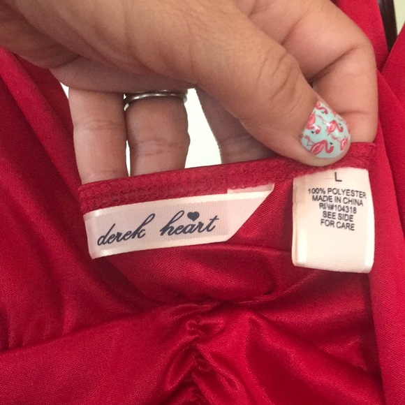 Awesome red pinup halter dress by Derek Heart ♥️ - Picture 3 of 3